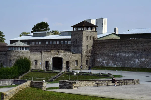 Mauthausen Austria Julio 2018 Personas Identificadas Entrada Campo Concentración Mauthausen — Foto de Stock