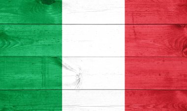 Eski ahşap arka planda İtalya bayrağı