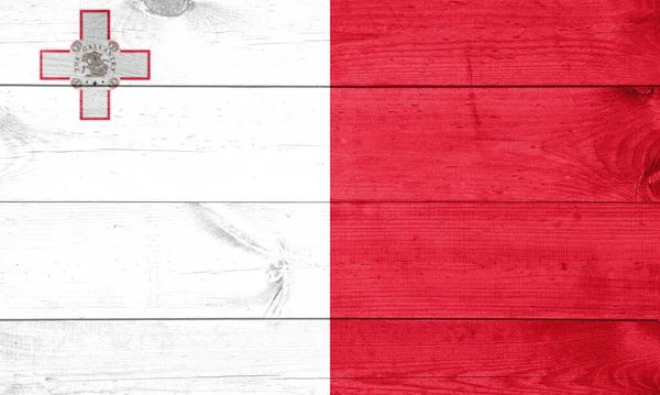 马耳他国旗涂在木制栅栏上 — 图库照片