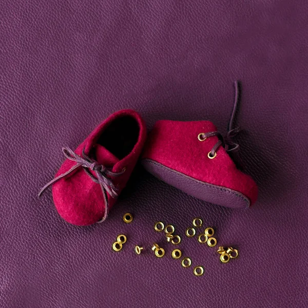 Handcrafted Merino Wool Baby Shoes — Stock Photo, Image