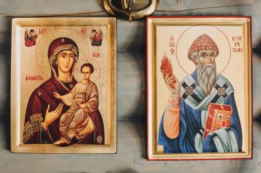Kutsal simgeler. Kilise, Tanrı inancı,