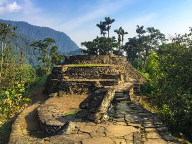 Ünlü ve Turist Tayrona Parkı, Magdalena / Kolombiya 'daki Ciudad Perdida (Kayıp Şehir), Doğa, Bitki ve Kültür ile dolu