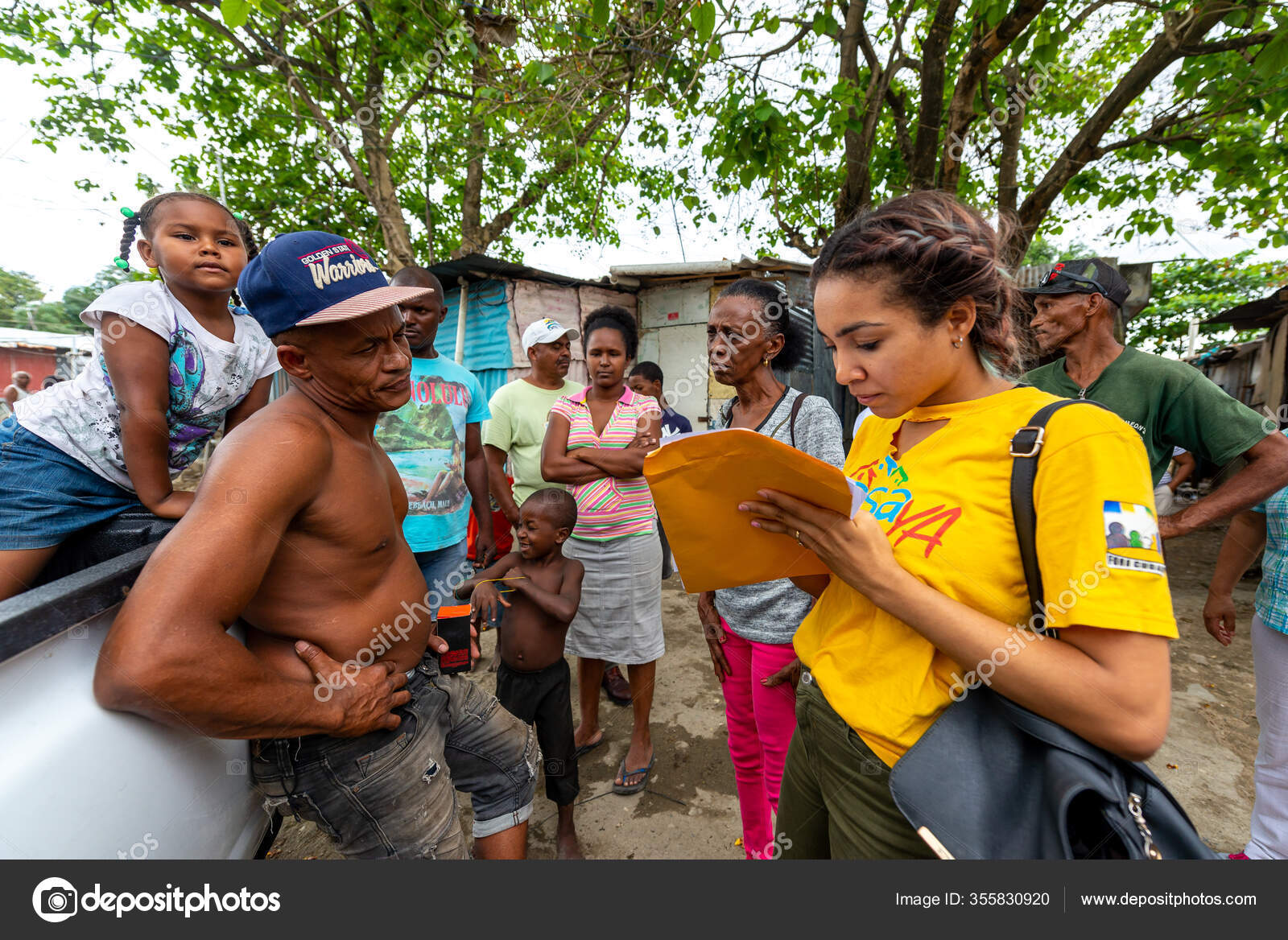 San Cristobal Dominican Republic May 2018 Brown Woman Signs Some ...