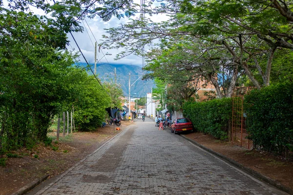 Santa Antioquia Colombia Gennaio 2020 Stone Street Two Dirt Sidewalk — Foto Stock