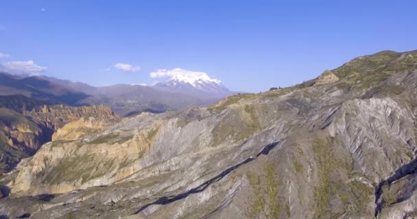 Der Atemberaubende Und Majestätische Illimani Berg Der Höchste Schneebedeckte Gipfel — Stockvideo