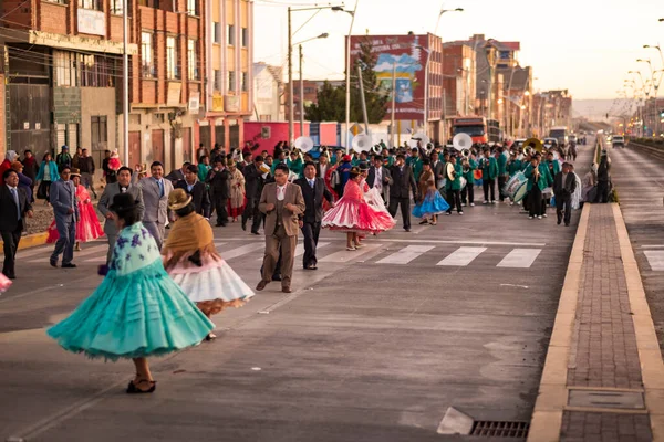 Alto Paz Bolivia July 2015 Aymara Men Women Wearing Indigenous — 图库照片