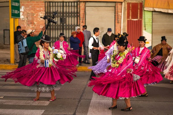 Alto Paz Bolivia Julio 2015 Mujeres Aymaras Vestidas Con Ropa — Foto de Stock