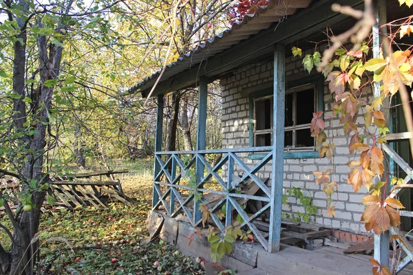 Krajina starý dům — Stock fotografie