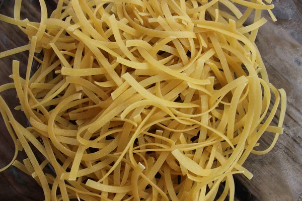 Spaghetti på tallrik — Stockfoto