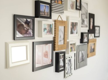 aile içinde çeşitli fotoğraf çerçeveleri fotoğrafları