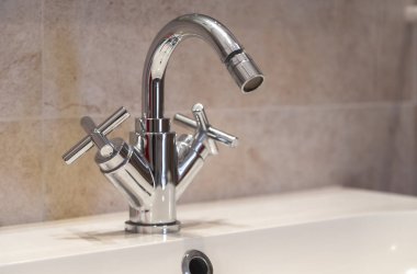 yenilenmiş banyo parçası,