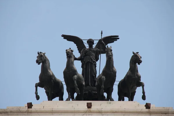 National Monument Quadriga Close View — Stock Photo, Image