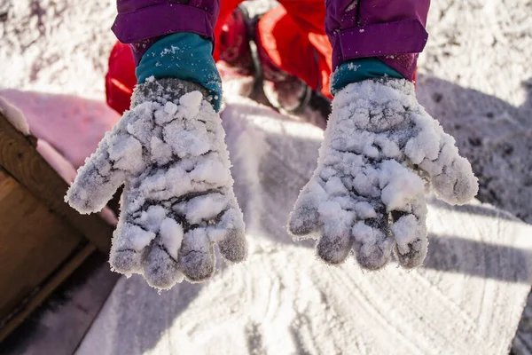 Snow Stuck Gloves Thick Layer — 스톡 사진
