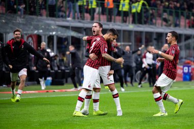 İtalyan Futbolu Serisi A Erkekler Şampiyonası Ac Milan - Spal