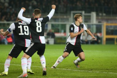 İtalyan Futbolu Serisi Erkekler Şampiyonası Torino, Juventus 'a karşı