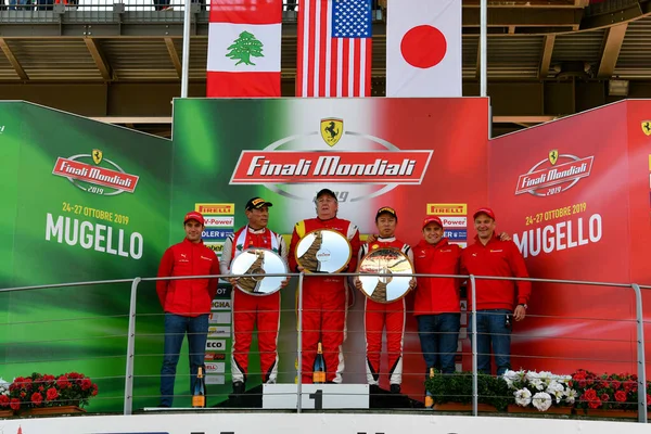 Кубок Ferrari Challenge World Finals - Mugello 2019 — стокове фото