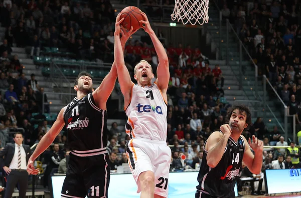 Baloncesto Eurocopa Segafredo Virtus Bolonia vs Ratiopharm Ulm — Foto de Stock