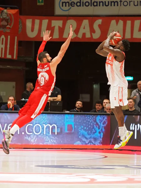 Baloncesto italiano Serie A Campeonato A jalá X Armani Exchange Olimpia Milano vs Openjobmetis Varese — Foto de Stock