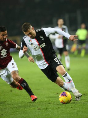 İtalyan Futbolu Serisi Erkekler Şampiyonası Torino, Juventus 'a karşı