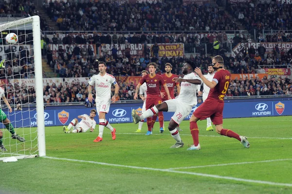 Чемпионат Италии по футболу среди мужчин AS Roma vs. AC Milan — стоковое фото