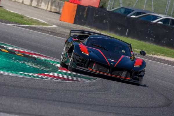 Ferrari Wanderpokal Ferrari Challenge World Finals 2019 — Stockfoto