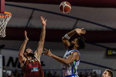 İtalya Basketbol Şampiyonası Umana Reyer Venezia Banco di Sardegna Sassari 'ye karşı