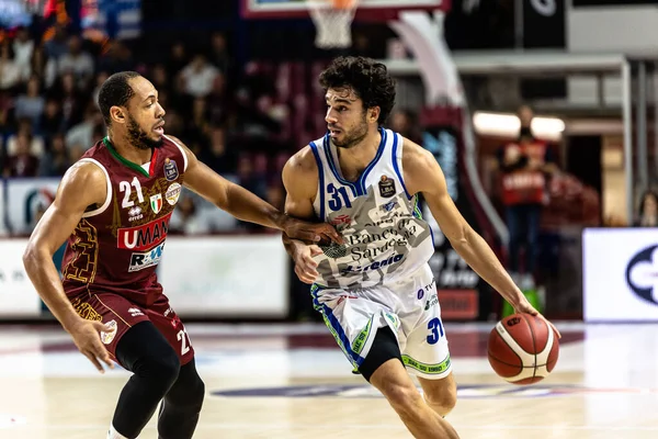 Baloncesto italiano Serie A Campeonato Umana Reyer Venezia vs Banco di Sardegna Sassari — Foto de Stock