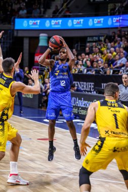 Uluslararası Basketbol Takımları Iberostar Tenerife San Pablo Burgos 'a karşı
