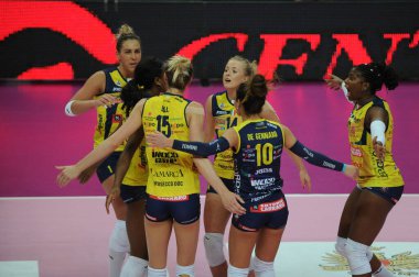 Voleybol İtalyan Serie A1 Kadınlar Şampiyonası Bosca S.Bernardo Cuneo Imoco Volley Conegliano 'ya karşı