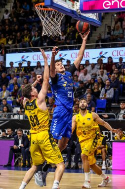 Uluslararası Basketbol Takımları Iberostar Tenerife San Pablo Burgos 'a karşı