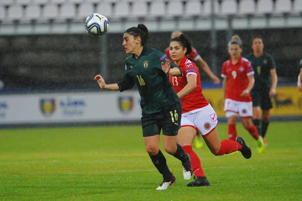 イタリアサッカーチームEuropean 2021資格-イタリア女性vsマルタ女性 — ストック写真