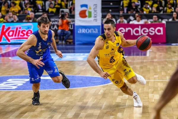 Uluslararası Basketbol Takımları Iberostar Tenerife San Pablo Burgos 'a karşı — Stok fotoğraf