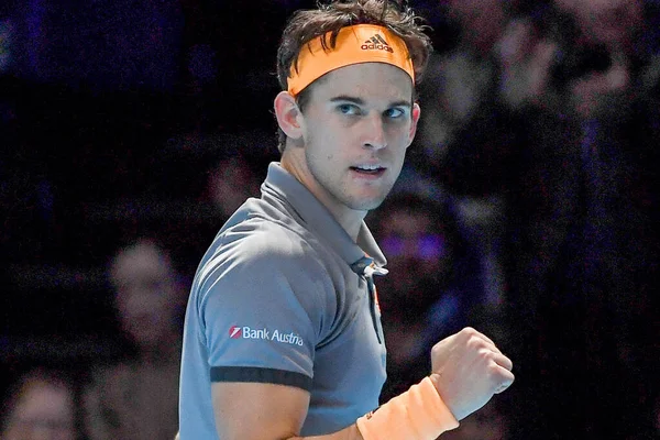 테니스 국제 선수 Nitto ATP final Novak đokovic vs Dominic thiem - (Dominic thiem) ) — 스톡 사진