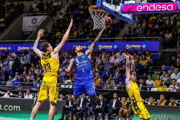 Equipos Internacionales de Baloncesto Iberostar Tenerife vs San Pablo Burgos — Foto de Stock