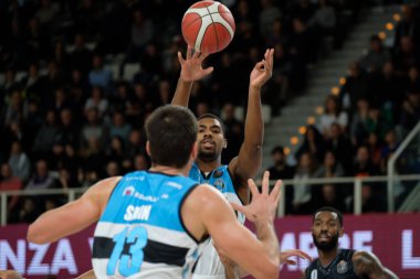İtalyan Basketbol Şampiyonası Dolomiti Enerji Sepeti Trentino Vanoli Basket Cremona 'ya karşı