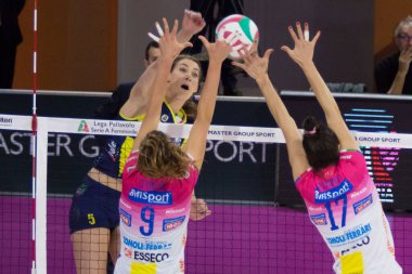 İtalyan Süper Kupa Kadını Imoco Volley Conegliano Igor Volley Novara 'ya karşı