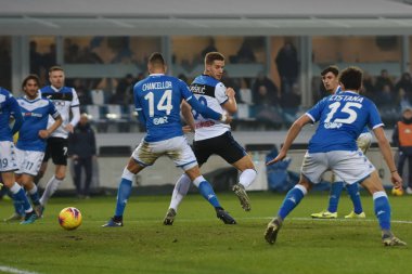 İtalyan Futbolu Serisi A Erkekler Şampiyonası Brescia Atalanta 'ya karşı