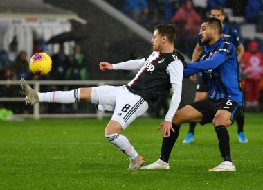 İtalyan Futbolu Serisi A Erkekler Şampiyonası Atalanta Juventus 'a karşı