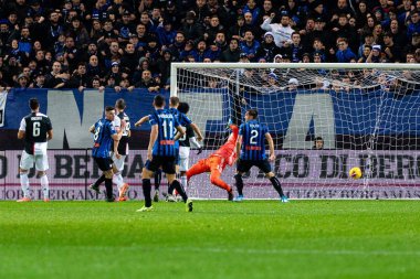 İtalyan Futbolu Serisi A Erkekler Şampiyonası Atalanta Juventus 'a karşı