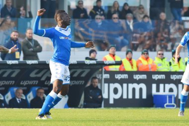 İtalyan Futbolu Serisi A Erkekler Şampiyonası Brescia Atalanta 'ya karşı