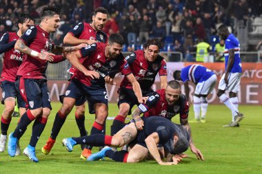İtalyan Futbolu Serisi A Erkekler Şampiyonası Cagliari Sampdoria 'ya karşı