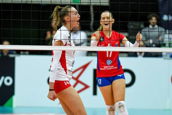 Voleybol Şampiyonları Ligi Kadınlar Carraro Imoco Conegliano, Vasas Obuda Budapeşte 'ye karşı. — Stok fotoğraf