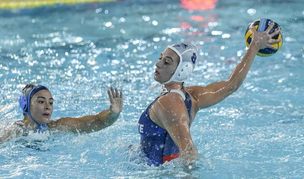 Mistrovství Evropy žen ve vodním pólu Ekipe Orizzonte vs St. Andreu — Stock fotografie