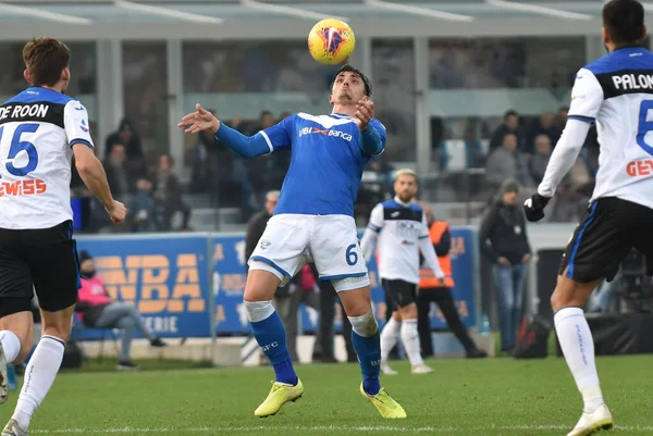 İtalyan Futbolu Serisi A Erkekler Şampiyonası Brescia Atalanta 'ya karşı
