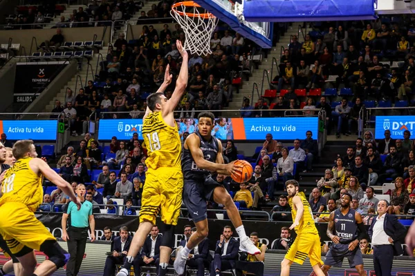 Liga de Campeones Iberostar Tenerife vs Bamberg — Foto de Stock