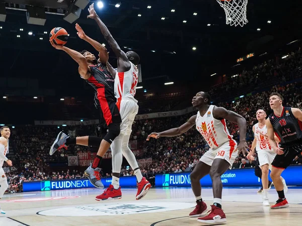 Baloncesto Euroliga AX Armani Exchange Milano vs Crvena Zvezda Mts Belgrado — Foto de Stock