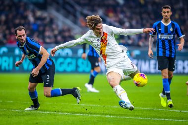 İtalya Futbol Serisi A Erkekler Şampiyonası Romanlara Karşı