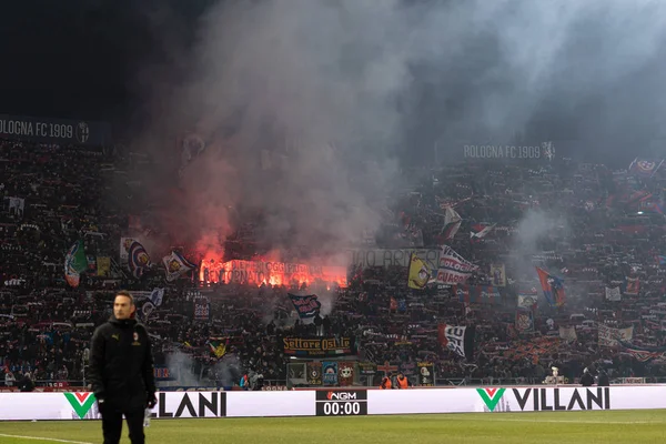 Italiaans kampioenschap voetbal Serie A mannen Bologna vs Milaan — Stockfoto