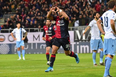 İtalyan Futbolu Serisi A Erkekler Şampiyonası Cagliari Lazio 'ya karşı