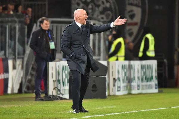 İtalyan Futbolu Serisi A Erkekler Şampiyonası Cagliari Lazio 'ya karşı